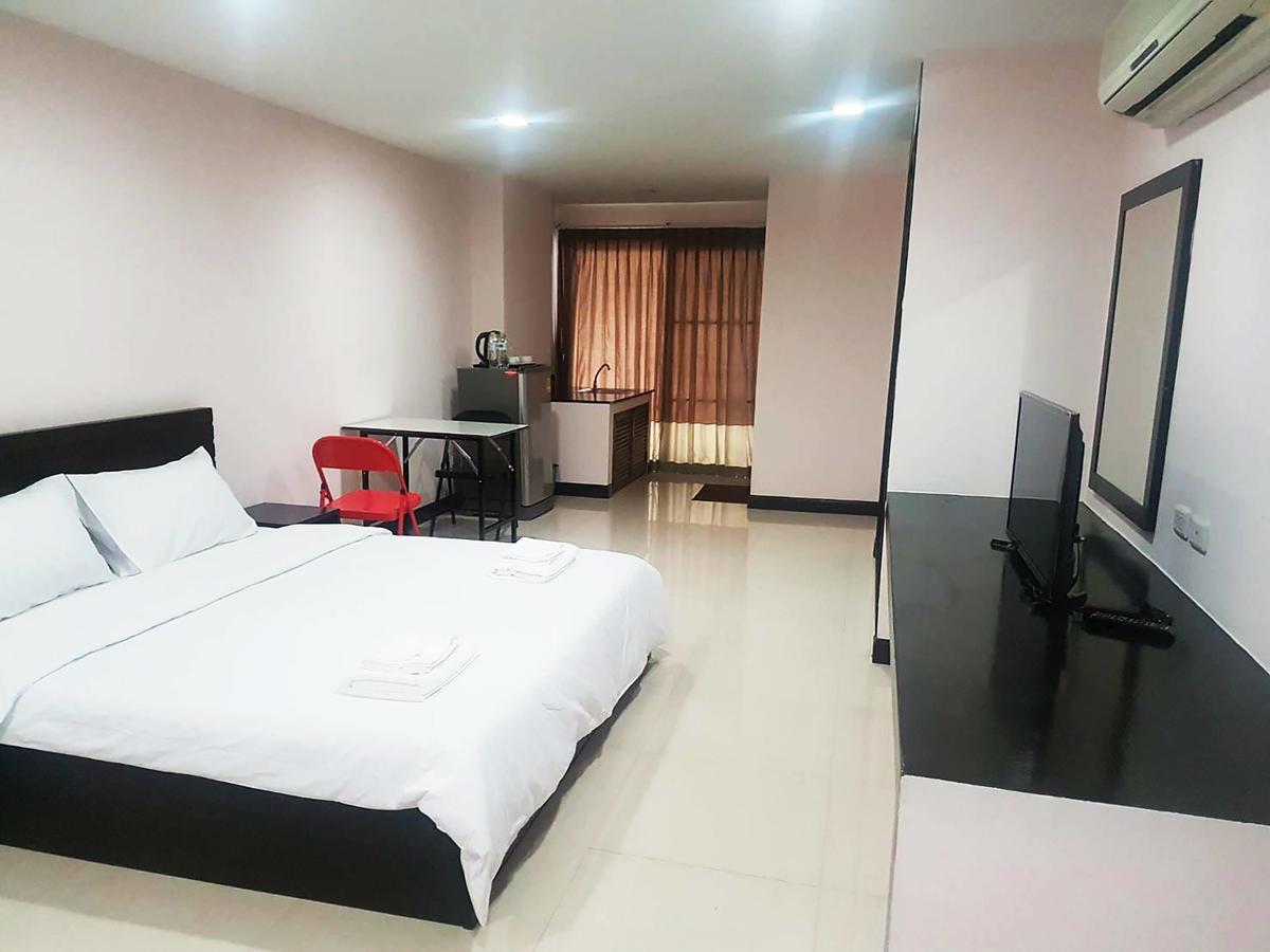 Mok Mek 72 Hotel Bangkok Buitenkant foto