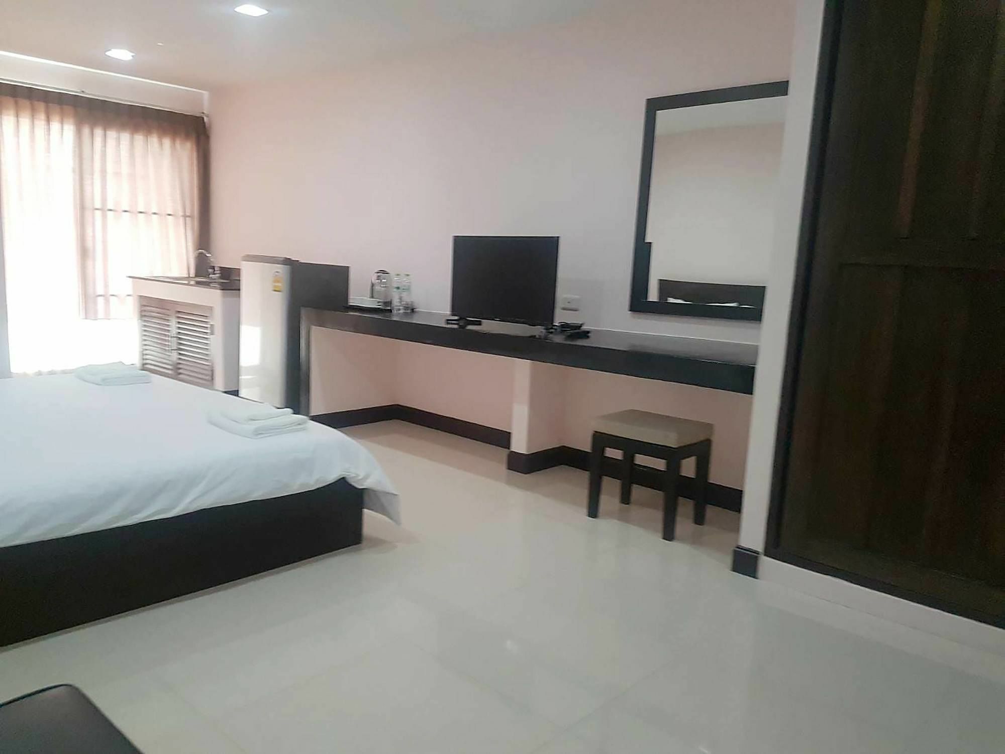 Mok Mek 72 Hotel Bangkok Buitenkant foto